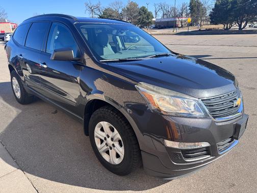 2017 Chevrolet Traverse LS