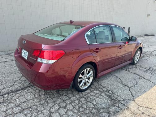 2013 Subaru Legacy 2.5i Limited