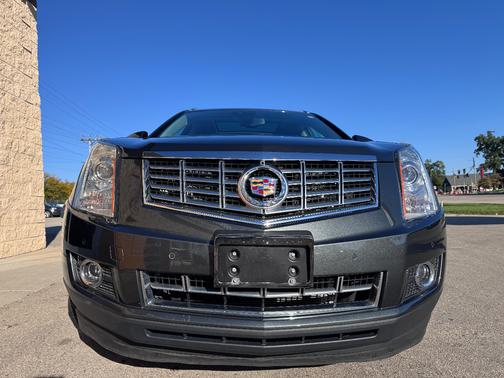 Grey 2016 Cadillac SRX Performance Collection