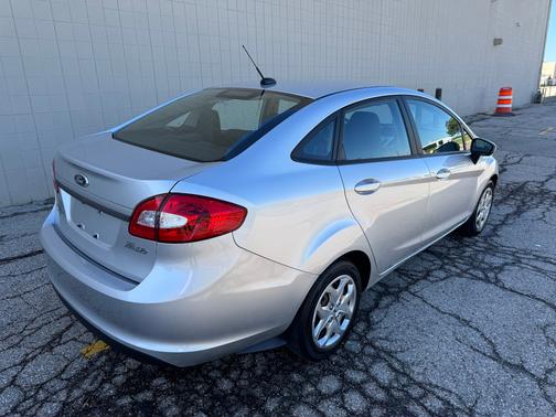 2013 Ford Fiesta SE