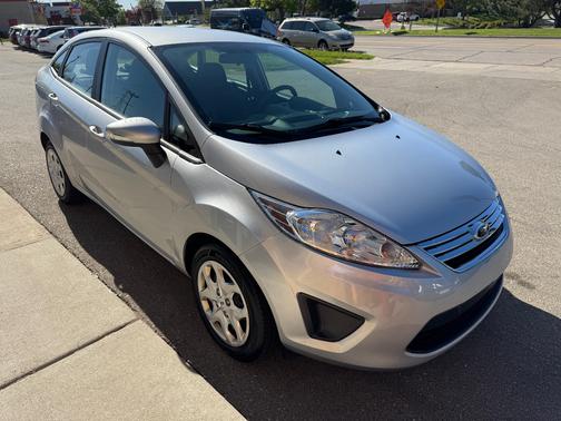 2013 Ford Fiesta SE
