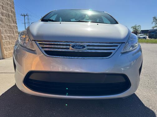2013 Ford Fiesta SE