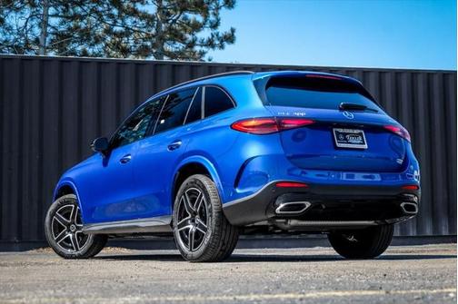 2025 Mercedes-Benz GLC 300 4MATIC