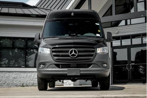 2025 Mercedes-Benz Sprinter 2500 High Roof