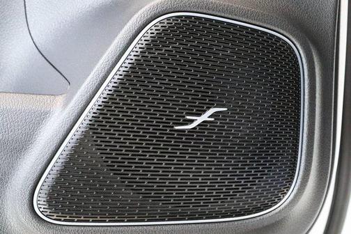 2025 Mercedes-Benz EQB 300 4MATIC