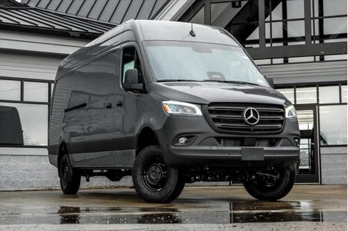 2025 Mercedes-Benz Sprinter 2500 High Roof