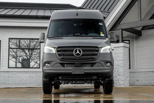 2025 Mercedes-Benz Sprinter 2500 High Roof