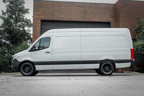 2025 Mercedes-Benz Sprinter 2500 High Roof