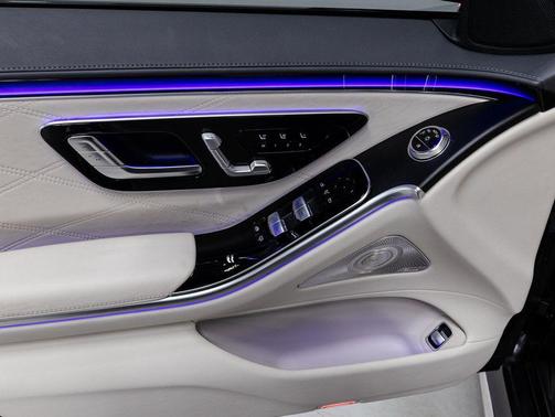 2025 Mercedes-Benz AMG S 63 E 4MATIC