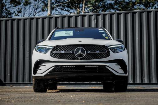 2026 Mercedes-Benz GLC 300 4MATIC