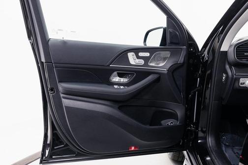 2026 Mercedes-Benz GLS 450 4MATIC