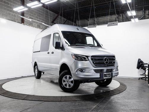 2024 Mercedes-Benz Sprinter 2500 4MATIC
