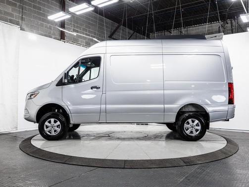 2024 Mercedes-Benz Sprinter 2500 4MATIC