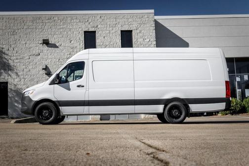 2025 Mercedes-Benz Sprinter 2500 High Roof