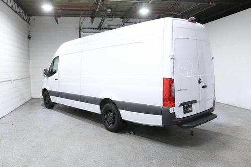 2025 Mercedes-Benz Sprinter 2500 High Roof