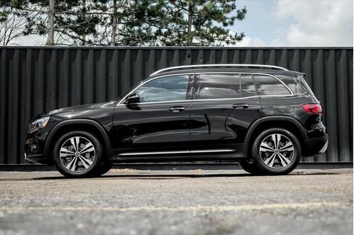 2025 Mercedes-Benz GLB 250 Base