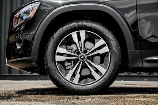 2025 Mercedes-Benz GLB 250 Base