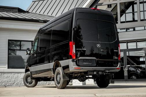 2025 Mercedes-Benz Sprinter 2500 Standard Roof