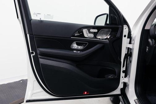 2026 Mercedes-Benz GLS 450 4MATIC