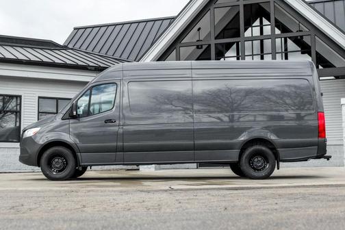2025 Mercedes-Benz Sprinter 2500 High Roof