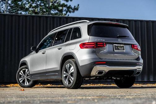 2026 Mercedes-Benz GLB 250 4MATIC