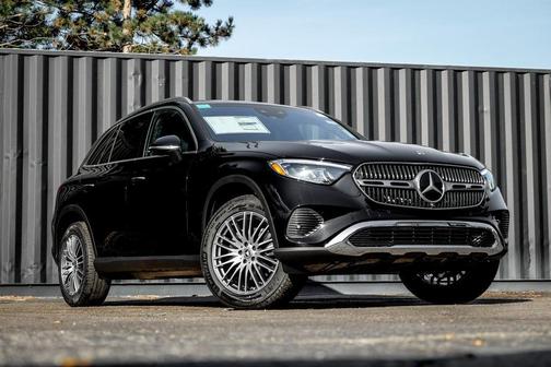 2026 Mercedes-Benz GLC 300 4MATIC