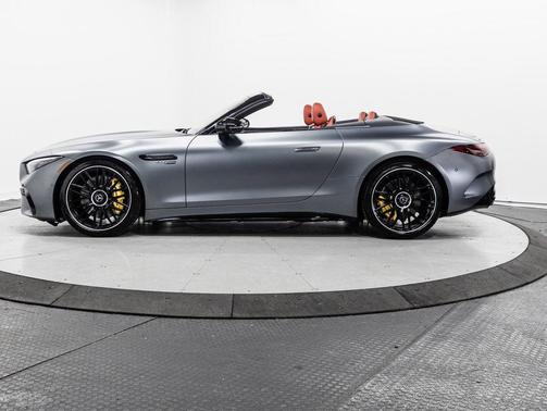2022 Mercedes-Benz AMG SL 63 Base