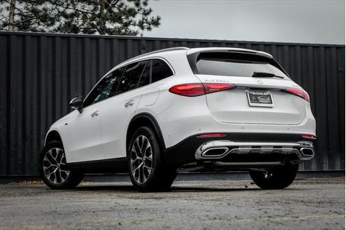 2025 Mercedes-Benz GLC 350e Base