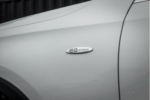 2025 Mercedes-Benz GLC 350e Base