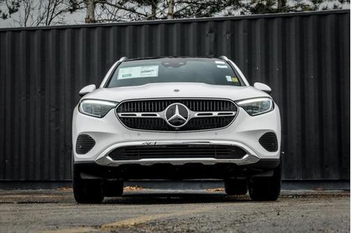 2025 Mercedes-Benz GLC 350e Base