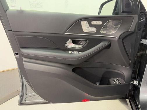 2025 Mercedes-Benz GLE 450e 4MATIC