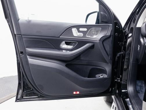 2025 Mercedes-Benz GLE 450e 4MATIC