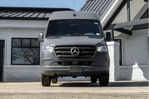 2025 Mercedes-Benz Sprinter 2500 High Roof