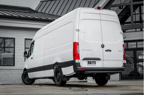 2025 Mercedes-Benz Sprinter 2500 High Roof