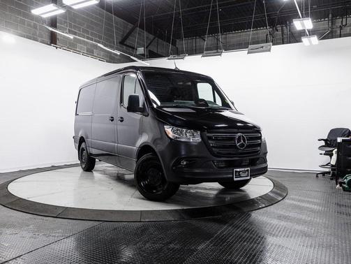2025 Mercedes-Benz Sprinter 2500 Standard Roof