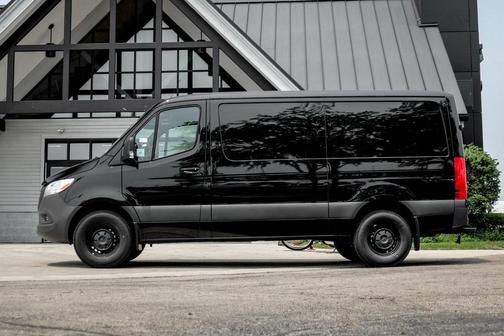 2025 Mercedes-Benz Sprinter 2500 Standard Roof