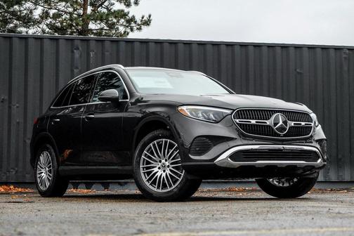 2026 Mercedes-Benz GLC 300 4MATIC