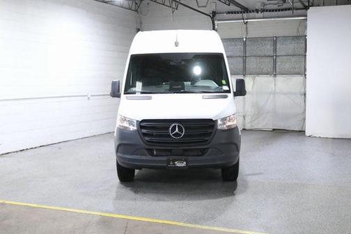 2025 Mercedes-Benz Sprinter 2500 High Roof