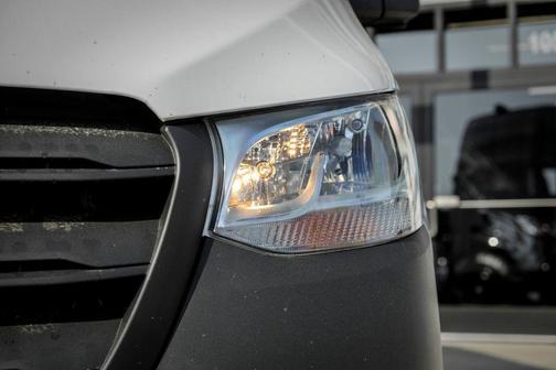 White 2026 Mercedes-Benz Sprinter 2500 Cargo 144 WB