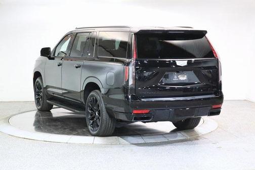 2023 Cadillac Escalade ESV Sport Platinum