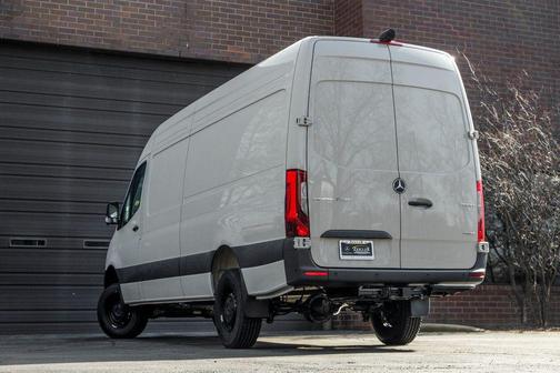 Pebble Gray 2026 Mercedes-Benz Sprinter 2500 High Roof