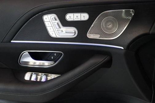 2025 Mercedes-Benz GLE 450e 4MATIC