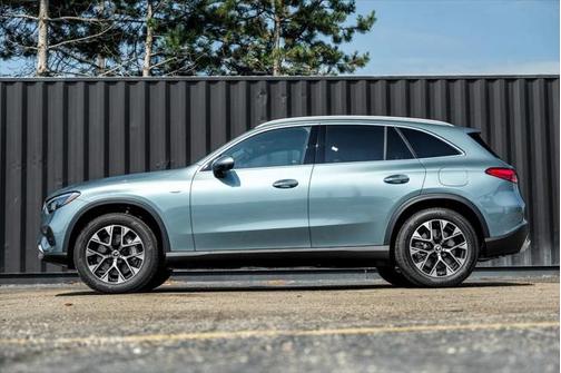 2025 Mercedes-Benz GLC 350e Base