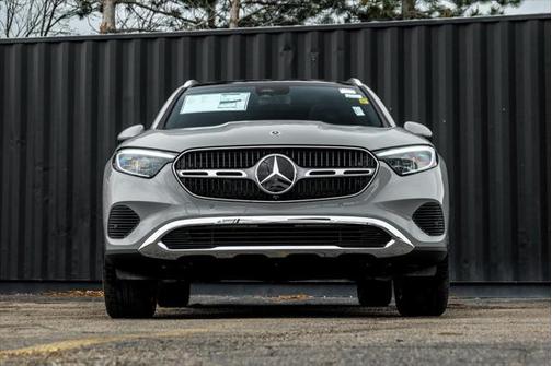 2025 Mercedes-Benz GLC 300 4MATIC