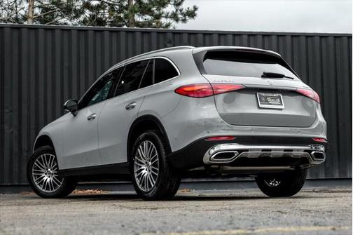 2025 Mercedes-Benz GLC 300 4MATIC