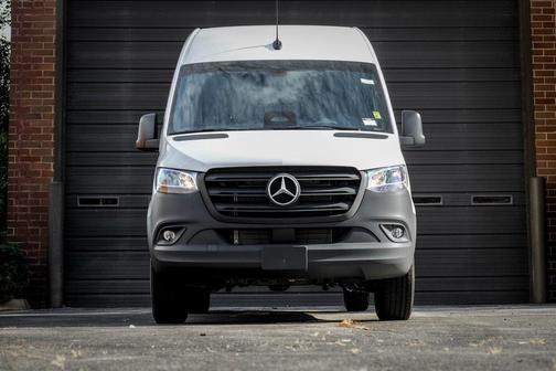 2026 Mercedes-Benz Sprinter 2500 High Roof