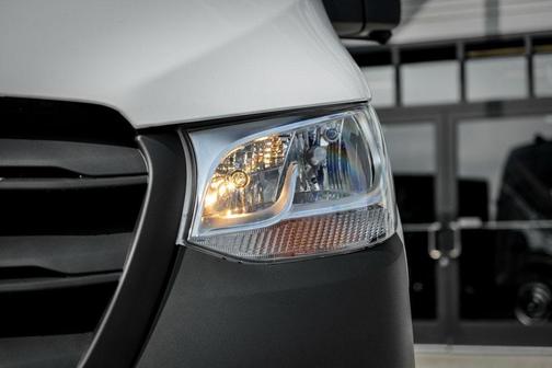 2025 Mercedes-Benz Sprinter 3500 Standard Roof