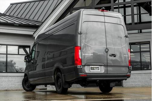 2025 Mercedes-Benz Sprinter 2500 High Roof