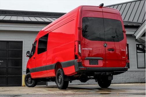 2025 Mercedes-Benz Sprinter 2500 High Roof
