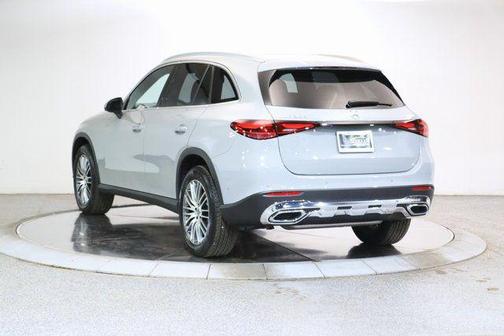 2025 Mercedes-Benz GLC 300 4MATIC